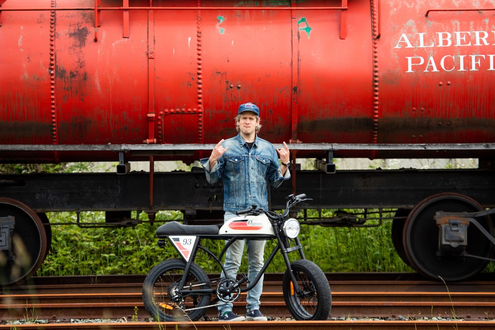 Michael Blast Outsider — scrambler electric bike
